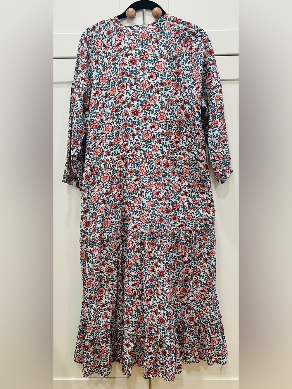 BANJANAN FLORAL BAZAAR DRESS, SIZE L. - Picture 5 of 14